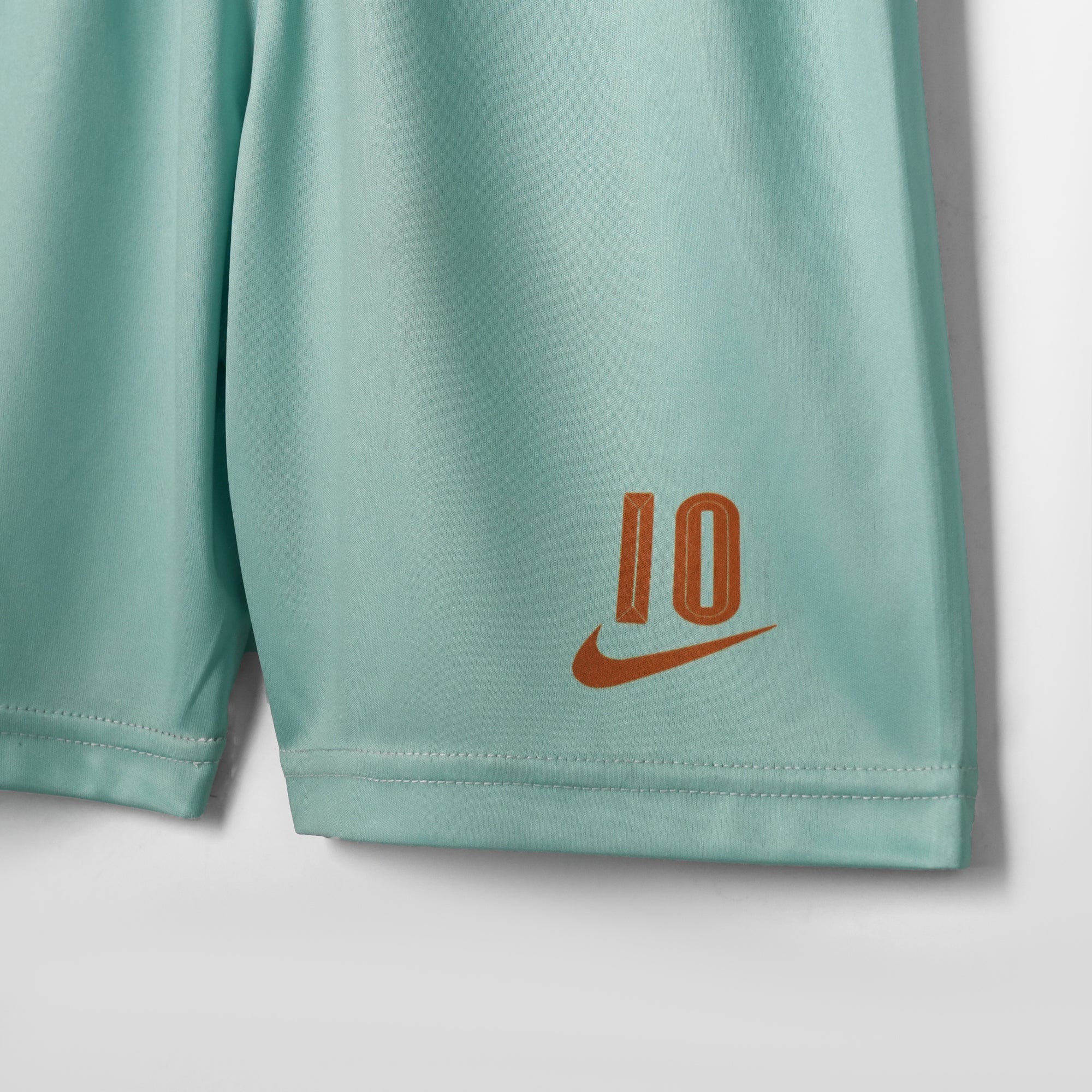 Mint Valor Kit